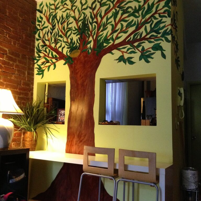 39053377 10156711039324571 3395069440151257088 n 768x768